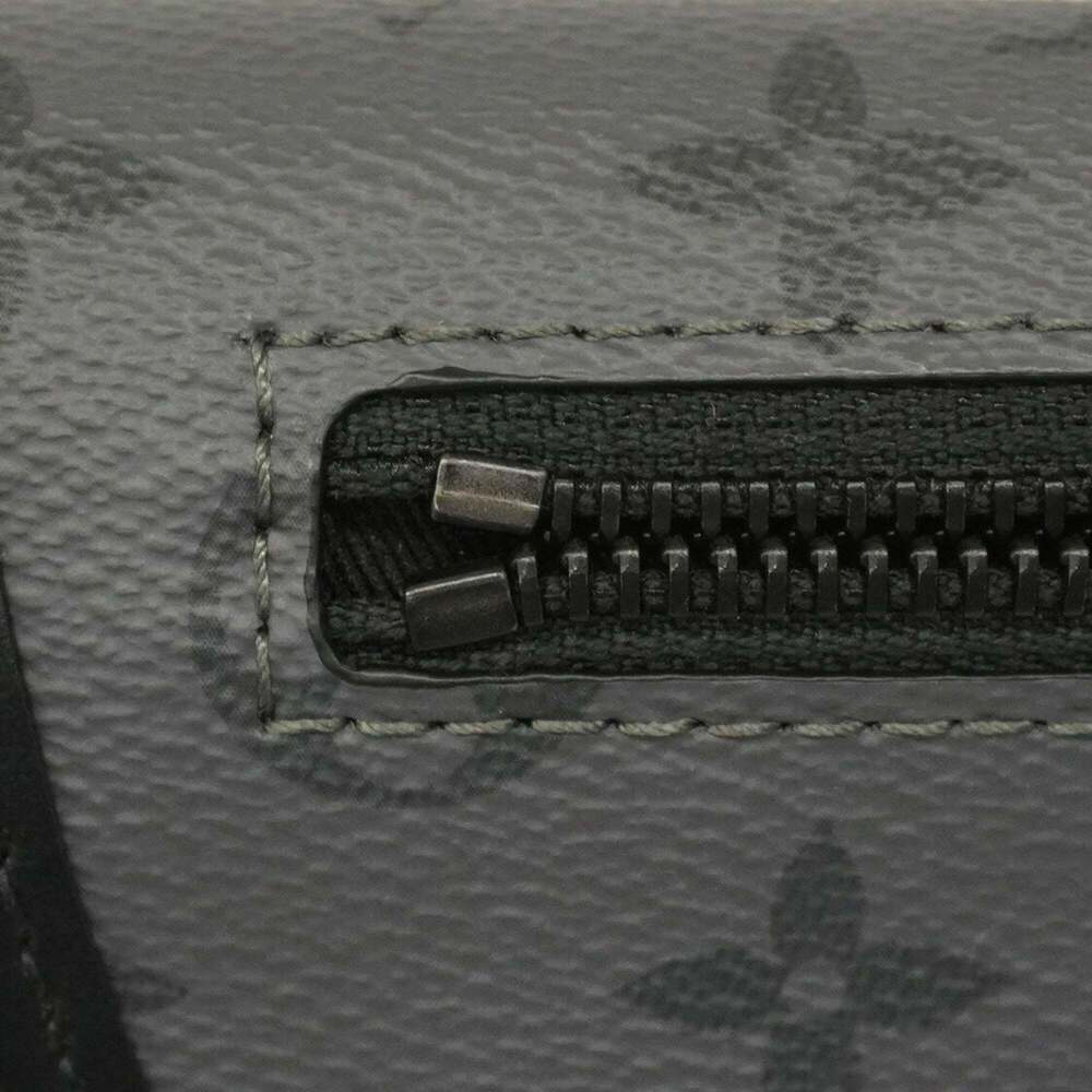 Louis Vuitton Monogram Eclipse Reverse Pulse Wear… - image 8